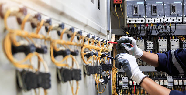 Professional Electrician technician working in Warrenton, VA